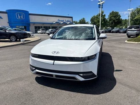 Used 2023 Hyundai Ioniq 5 SEL w/ Cargo Package AWD/4WD image 2
