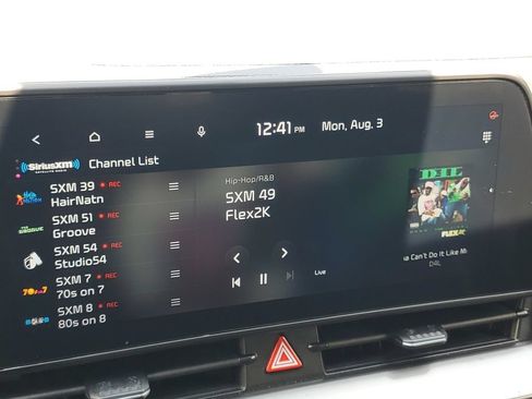 Used 2024 Kia Sportage EX FWD image 13