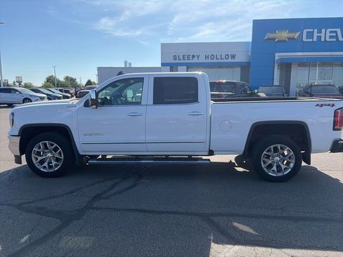 Used 2018 GMC Sierra 1500 SLT w/ SLT Premium Package AWD/4WD image 9