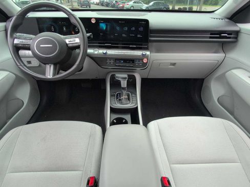 Used 2025 Hyundai Kona SEL FWD image 15