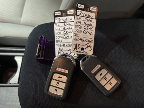 Used 2016 Honda CR-V EX image 26