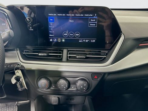 Used 2026 Chevrolet Trax RS w/ Driver Confidence Package image 14