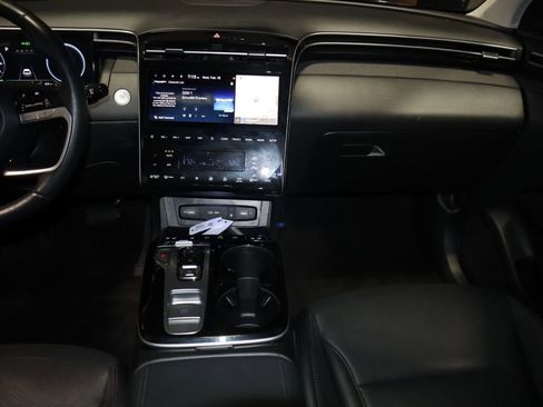 Used 2024 Hyundai Tucson Limited image 10