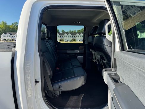 Used 2021 Ford F150 Lariat w/ Equipment Group 501A Mid AWD/4WD image 19