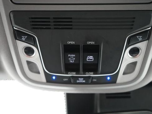Used 2023 Honda Ridgeline RTL-E image 41