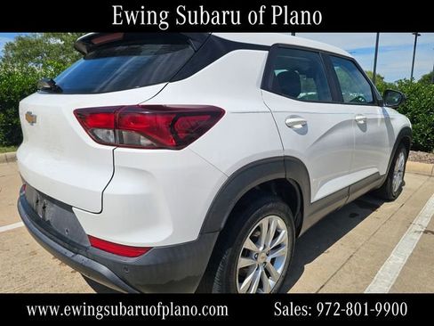 Used 2021 Chevrolet TrailBlazer LS FWD image 4