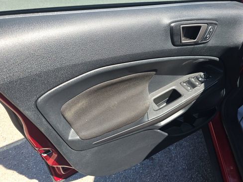 Used 2020 Ford EcoSport SE image 14