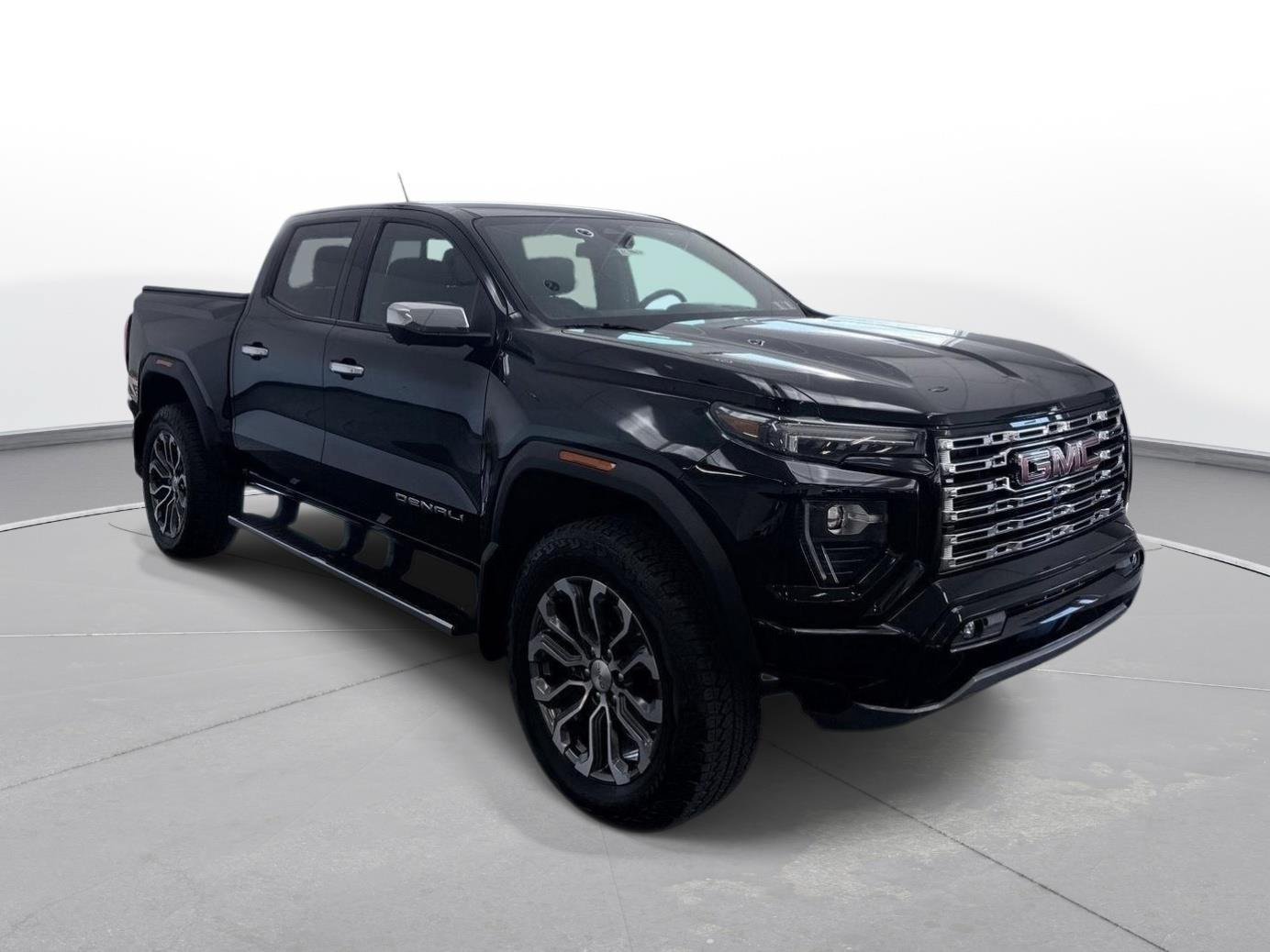 Used 2023 GMC Canyon Denali AWD/4WD image 9
