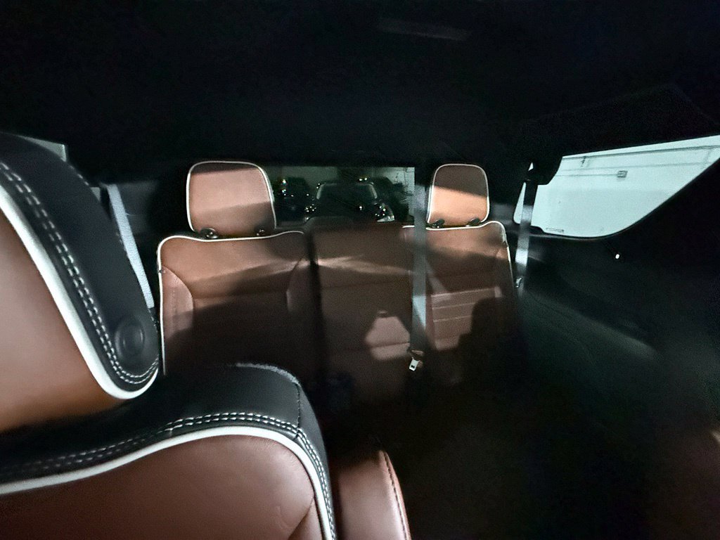 Used 2023 GMC Yukon Denali Ultimate AWD/4WD image 46