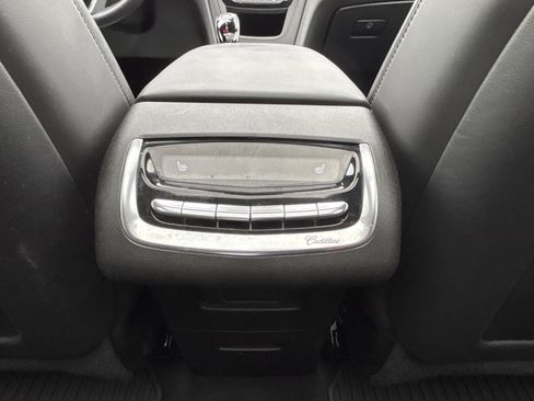 Used 2024 Cadillac XT6 Premium Luxury w/ Platinum Package image 34