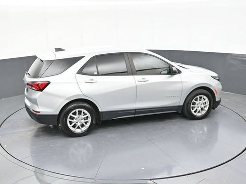 Used 2022 Chevrolet Equinox LS FWD image 62