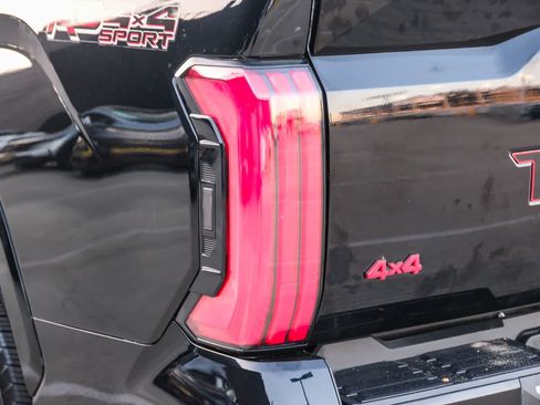 Used 2022 Toyota Tundra Platinum w/ Advanced Package RWD image 7