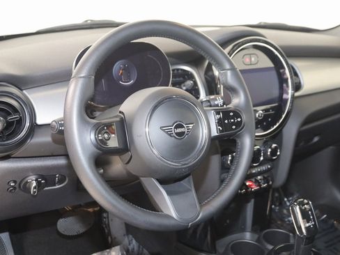 Used 2022 MINI Cooper Convertible image 6
