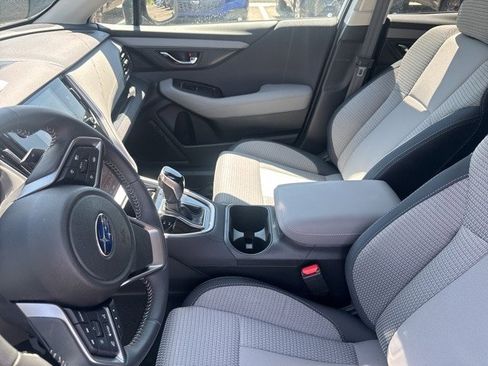 Used 2025 Subaru Outback Premium w/ Popular Package #1A image 20