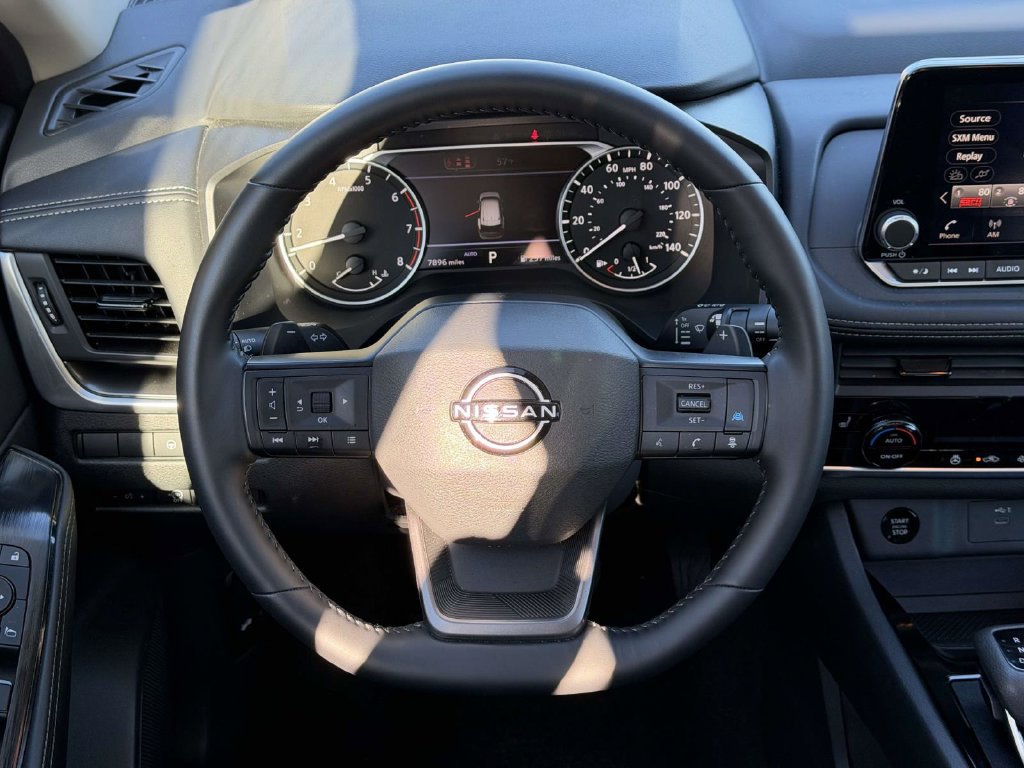Used 2026 Nissan Rogue Dark Armor AWD/4WD image 15