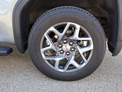 Used 2023 GMC Sierra 1500 SLT w/ SLT Premium Plus Package image 34