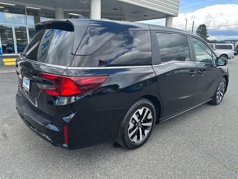 Used 2025 Honda Odyssey EX-L image 2