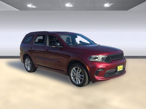 Used 2023 Dodge Durango GT image 32