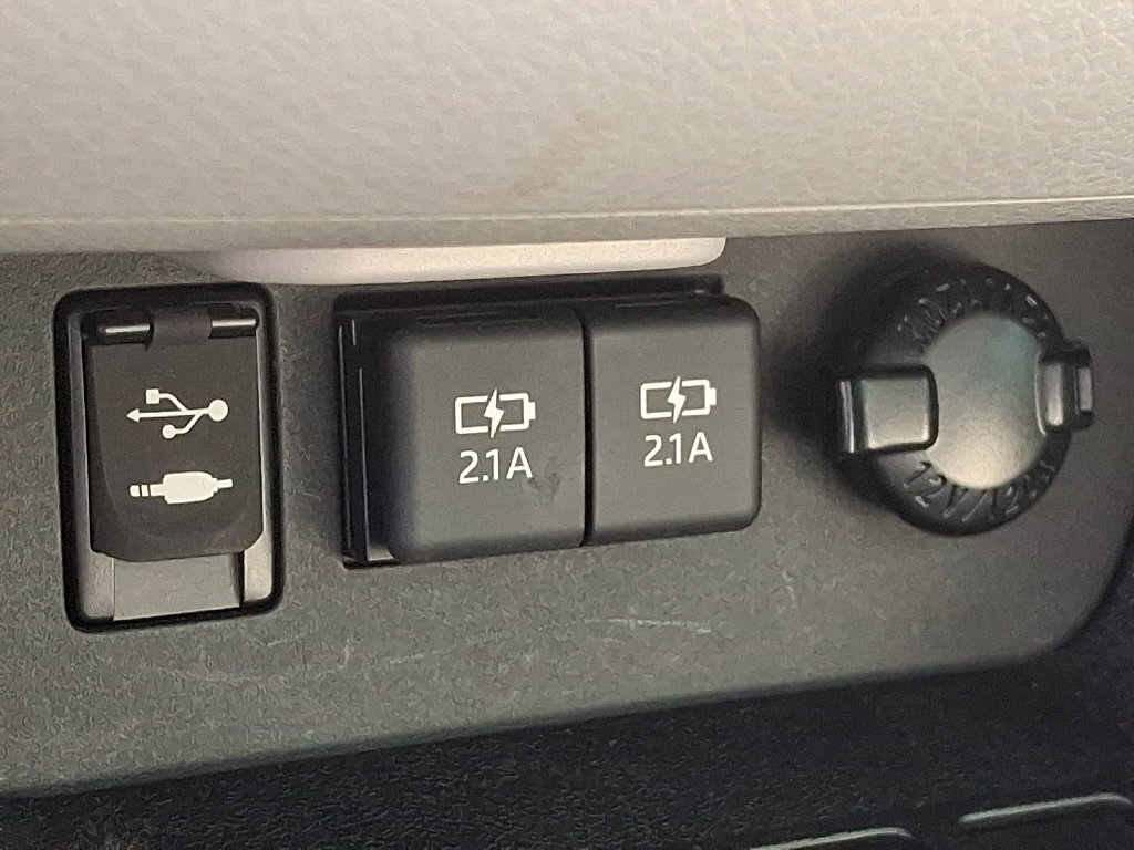 Used 2019 Toyota Highlander Limited Platinum AWD/4WD image 27
