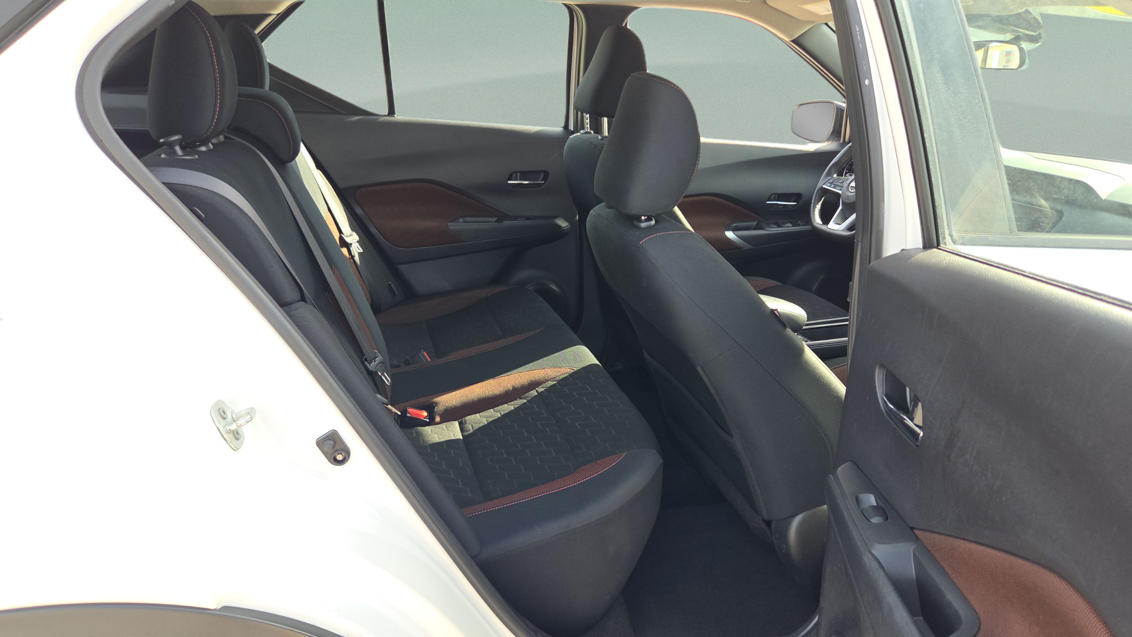 Used 2024 Nissan Kicks SR FWD image 14
