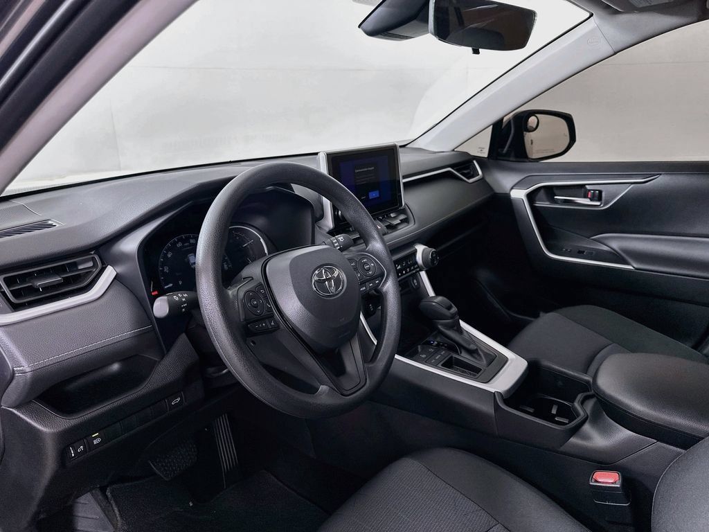 Certified 2025 Toyota RAV4 XLE w/ Convenience Package FWD image 9