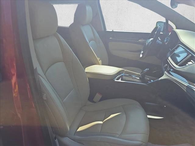 Used 2021 Buick Enclave Essence w/ Sound and Sites Package AWD/4WD image 19