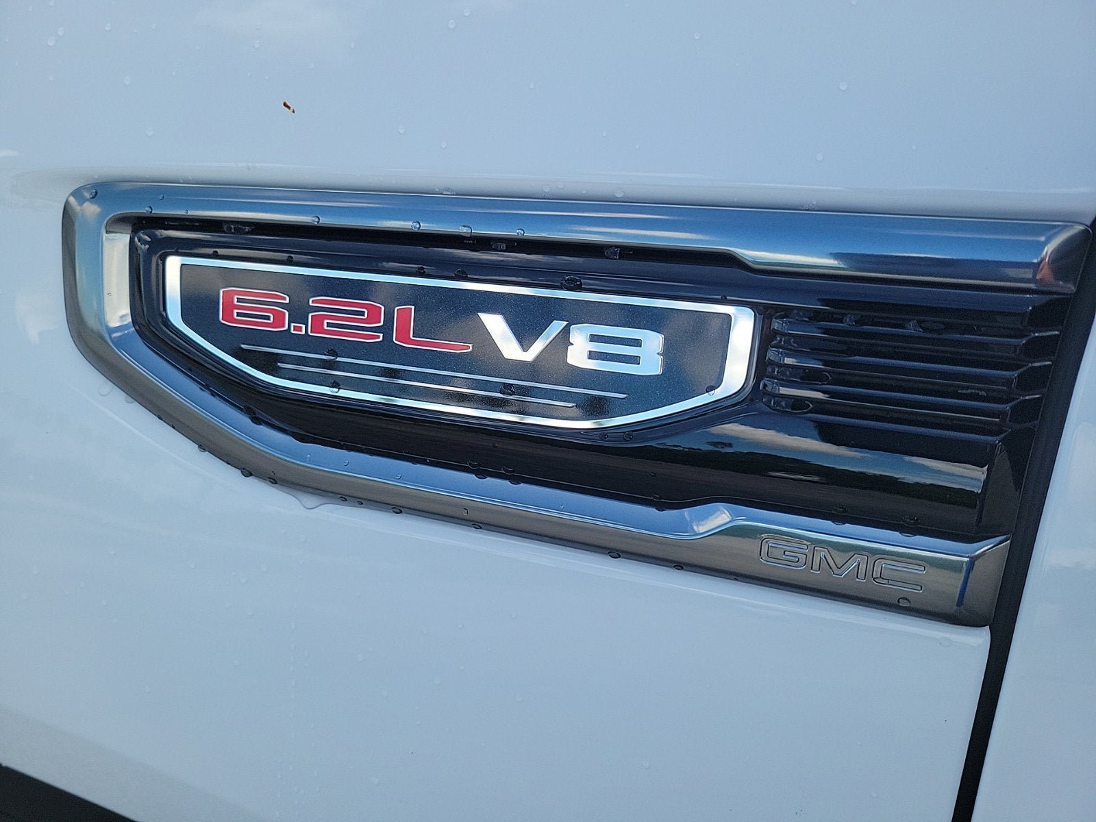New 2026 GMC Sierra 1500 AT4 w/ Technology Package AWD/4WD image 9