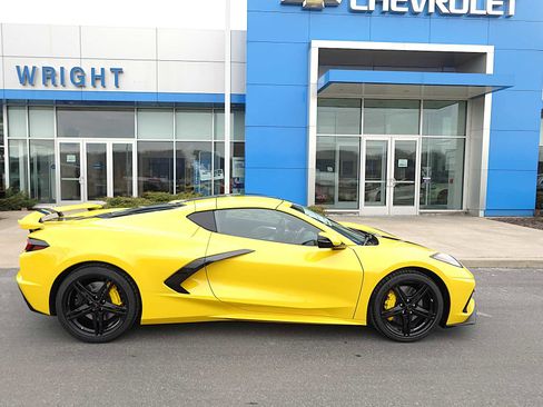 New 2026 Chevrolet Corvette Stingray Preferred Cpe w/ Z51 Performance Package RWD image 2