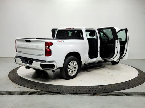 Used 2024 Chevrolet Silverado 1500 Custom image 15