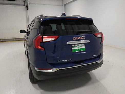 Used 2023 GMC Terrain SLT AWD/4WD image 6