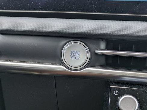 Certified 2025 Hyundai Tucson SEL FWD image 26