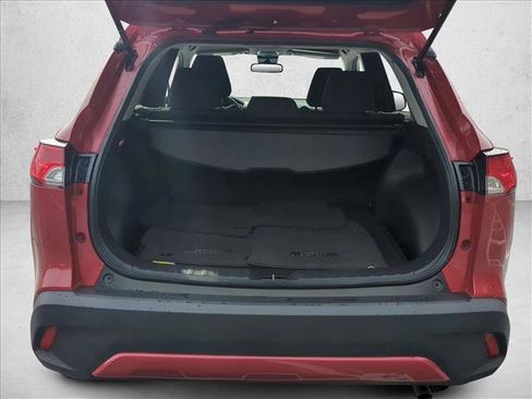Used 2022 Toyota Corolla Cross LE image 6