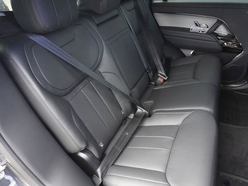 New 2025 Land Rover Range Rover Sport SE image 27