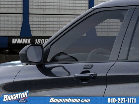 Used 2026 Ford Explorer Active w/ Active Comfort Package AWD/4WD image 21
