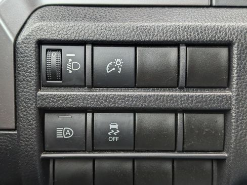 Used 2024 Toyota Tacoma SR5 image 15