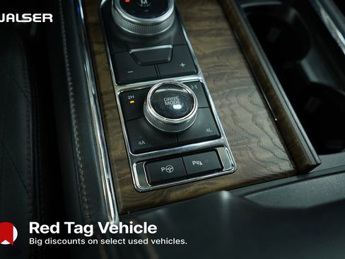 Used 2021 Ford Expedition Platinum image 30