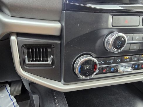 Used 2022 Ford Expedition XLT image 33