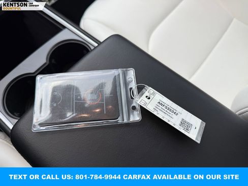 Used 2022 Tesla Model Y Long Range image 36