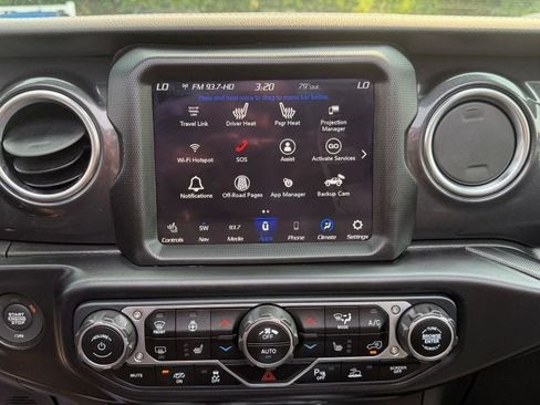 Used 2021 Jeep Wrangler Unlimited Rubicon w/ Trailer Tow Package AWD/4WD image 22