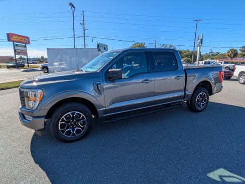 Used 2023 Ford F150 XLT image 7