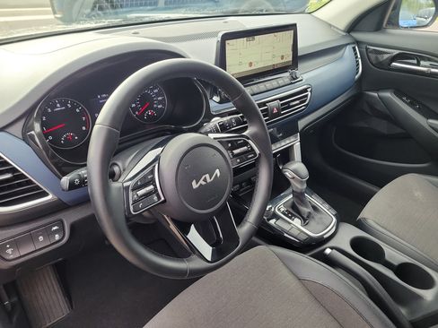 Used 2022 Kia Seltos S FWD image 22