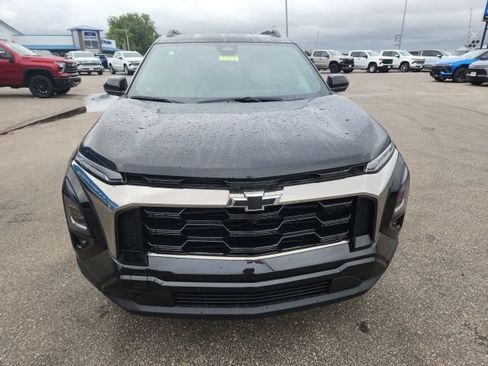 New 2027 Chevrolet Equinox ACTIV w/ Safety and Technology Package AWD/4WD image 7