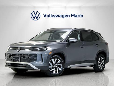 New 2026 Volkswagen Tiguan S image 1