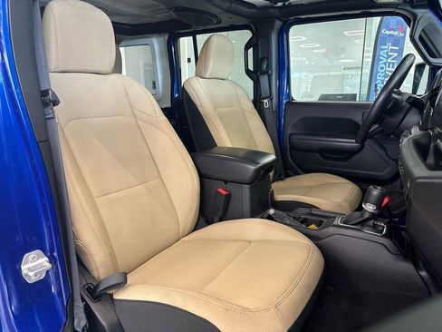 Used 2019 Jeep Wrangler Unlimited Sport S image 24