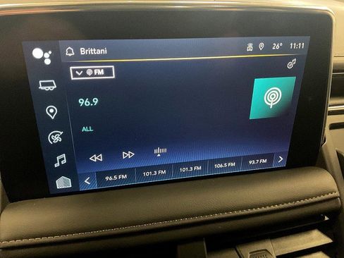 Used 2023 Chevrolet Suburban Z71 w/ Luxury Package image 20