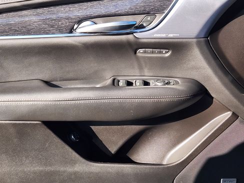 Certified 2023 Cadillac XT5 Premium Luxury w/ Technology Package image 25