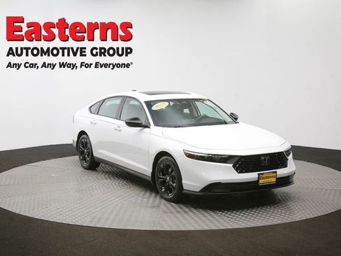 Used 2025 Honda Accord SE image 49