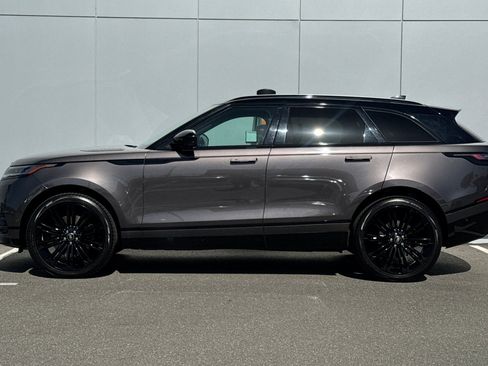 Certified 2026 Land Rover Range Rover Velar Dynamic SE AWD/4WD image 2