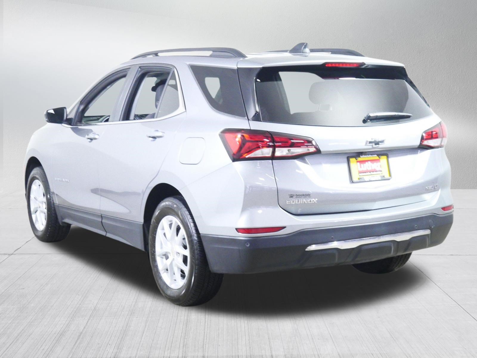 Used 2024 Chevrolet Equinox LT AWD/4WD image 5