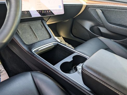 Used 2022 Tesla Model 3 Long Range AWD/4WD image 21